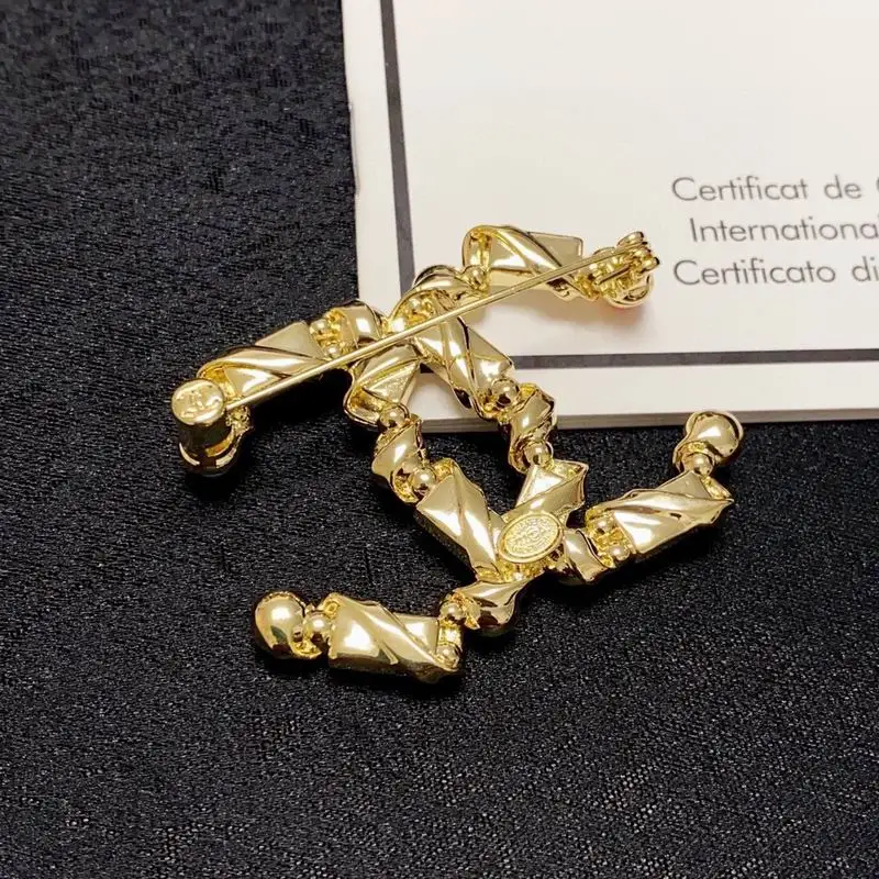 Chanel Brooch 1lyx50 (5)